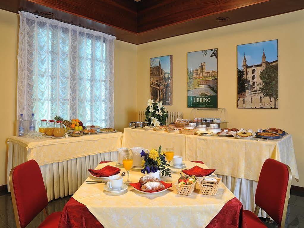 Hotel & Residence Dei Duchi Urbino Eksteriør bilde