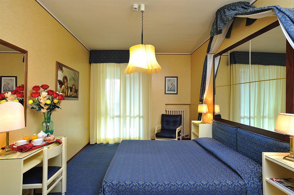 Hotel & Residence Dei Duchi Urbino Eksteriør bilde
